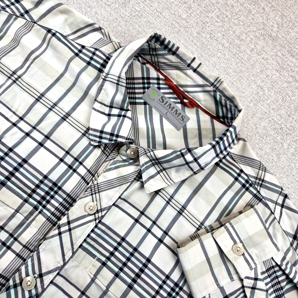 Simms‎ Fishing Shirt Men's L Plaid Button Up Long Sleeve Insect Shield Cooling